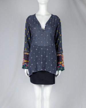 Embroidered Tunic Top Size Medium