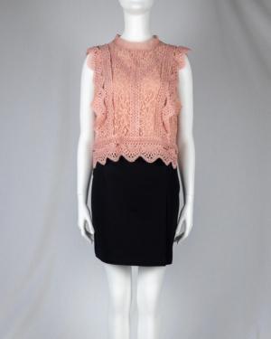 Sleeveless Lace Cropped Top Size Large