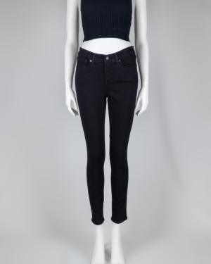 Skinny Jeans in Signature Stretch Size 26