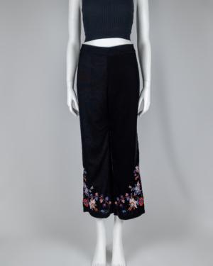 Velvet Floral Embroidery Cropped Pants Size XL